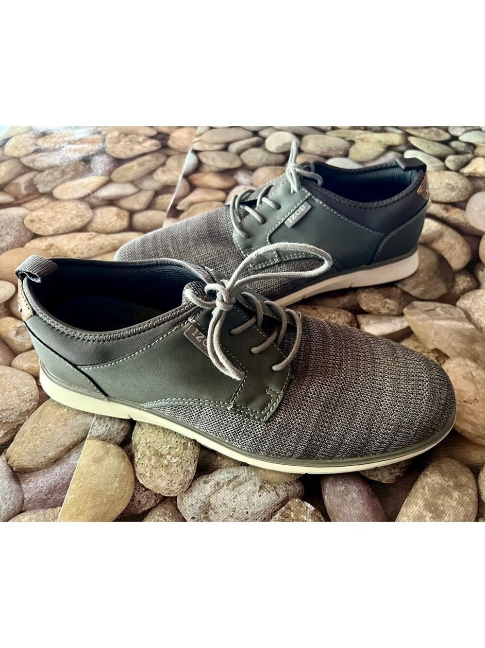 IZOD DRIFT CASUAL SHOE